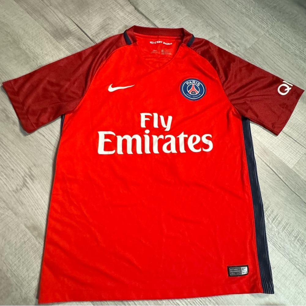 Nike PSG Paris Saint Germain 2016 Away Shirt Soccer Jersey Size M Red